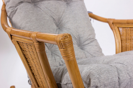 Кресло-качалка Canary с подушкой - купить за 11093.0000 руб.